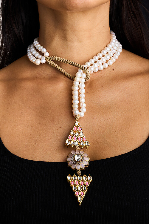 Pearls Please Loop Necklace