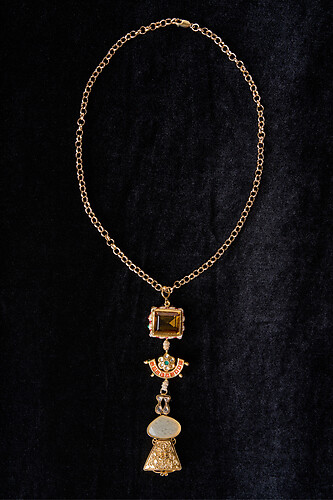 Italian Chain Small Gold Carved Necklace