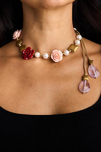 Pearls Please Rose Necklace